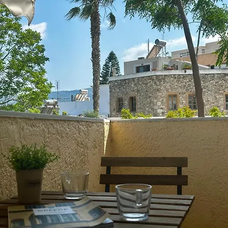 Cozy In Old Town, Walk To Everything Kos Town